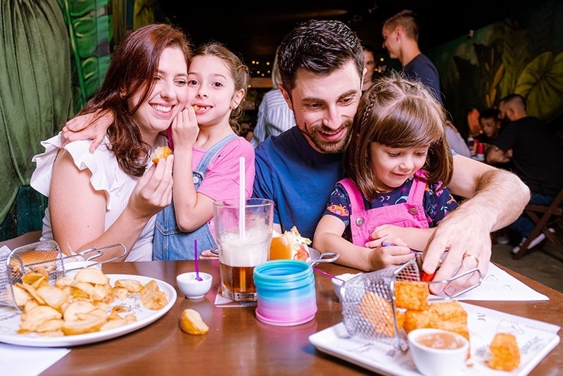 Restaurante: Jurassic Burger