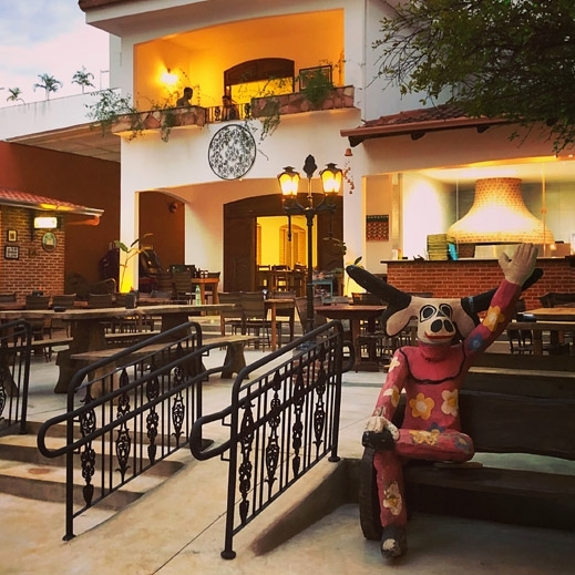 Restaurante: Pirineus Pizzaria Jardim Goiás — 5
