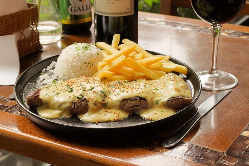 Restaurante: World café bar - Cafeteria, Bar e Restaurante — 3