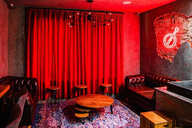 Bar: Amargot Bar — 4