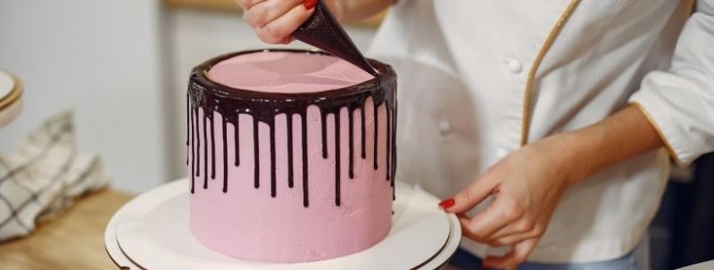 CURSO TÉCNICAS  PARA FORMAÇÃO DE CONFEITEIRO
